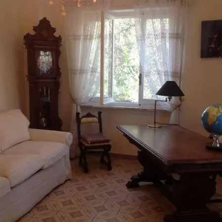 Ferienhaus In Mit Terrasse, Garten Und Grill Holiday home *