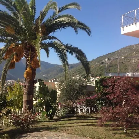 Ferienhaus In Mit Terrasse, Garten Und Grill *